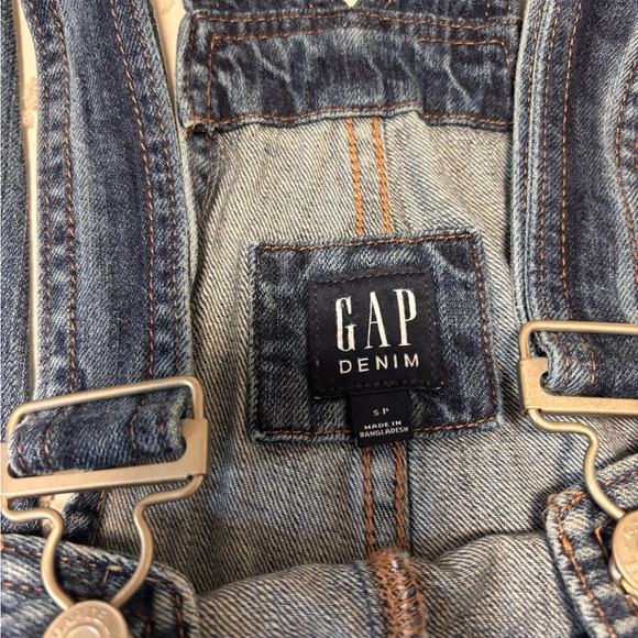 GAP overalls - Picture 2 of 4